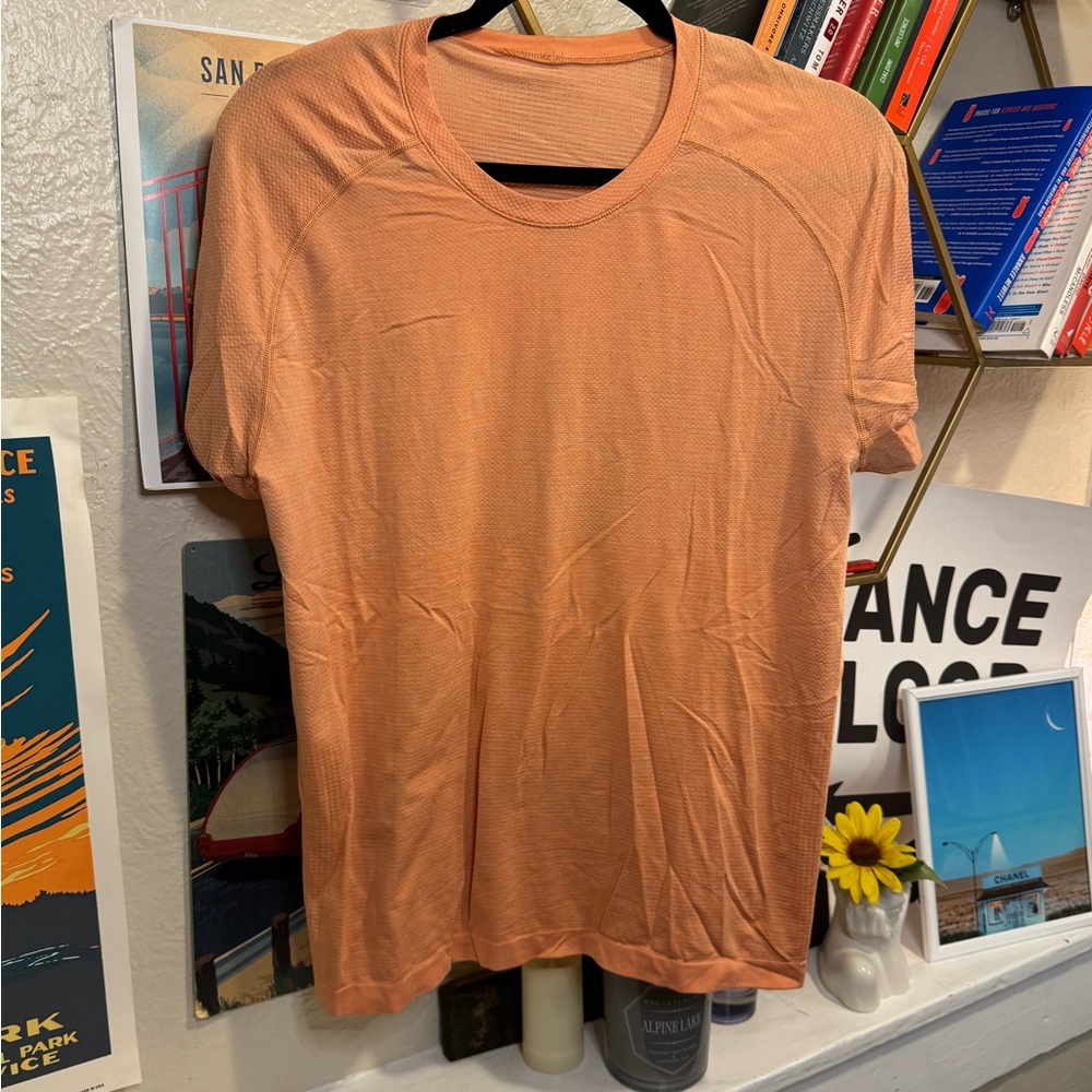 Lululemon metal vent tech Light Orange
